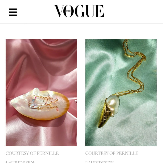 VOGUE - APRIL