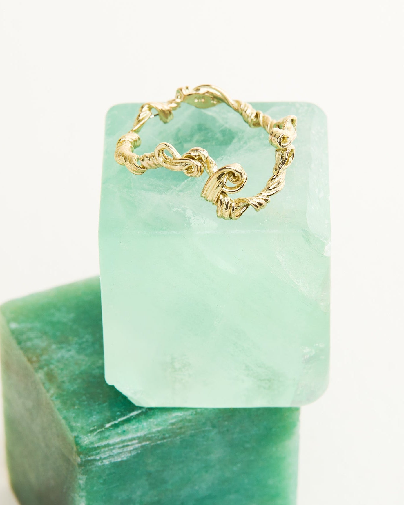 Fouettés Wave Ring